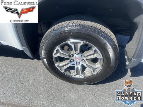Certified 2025 GMC Sierra 1500 SLT RWD image 38