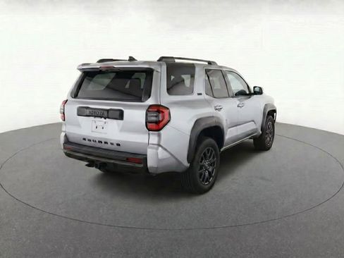 Used 2025 Toyota 4Runner SR5 AWD/4WD image 8