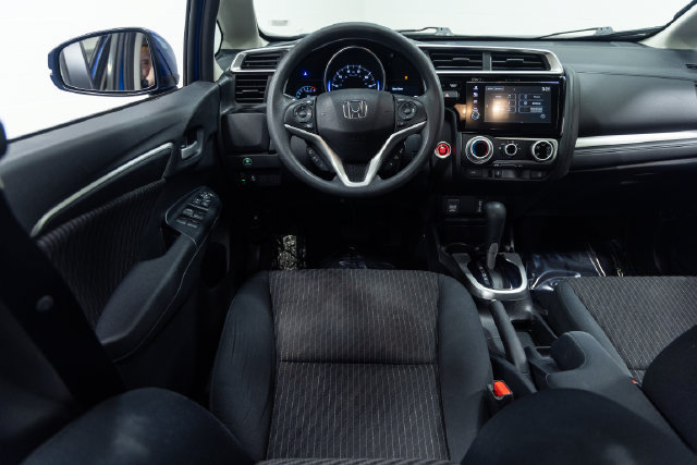 Used 2018 Honda Fit EX image 3