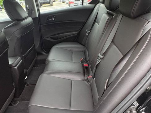 Used 2018 Acura ILX w/ Special Edition Package FWD image 9