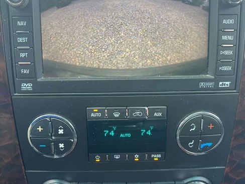 Used 2008 GMC Yukon Denali image 17