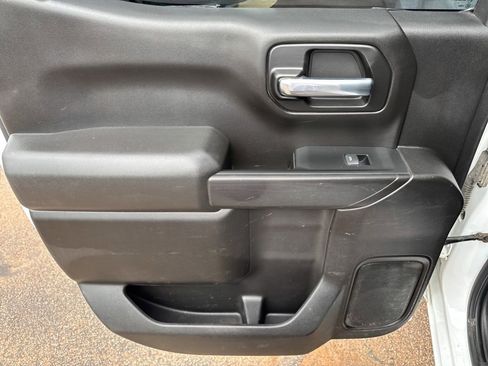 Used 2021 Chevrolet Silverado 1500 Custom Trail Boss image 30