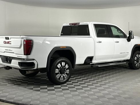Used 2024 GMC Sierra 3500 Denali w/ Denali Reserve Package image 5