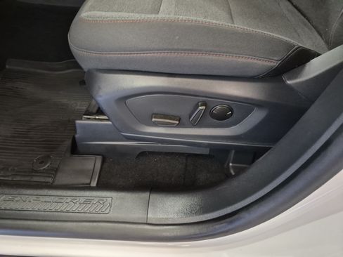 Certified 2025 Ford Explorer Active AWD/4WD image 12