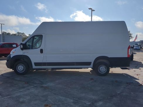 New 2024 RAM ProMaster 3500 w/ Delivery Van Package image 6