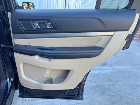 Used 2017 Ford Explorer FWD image 37