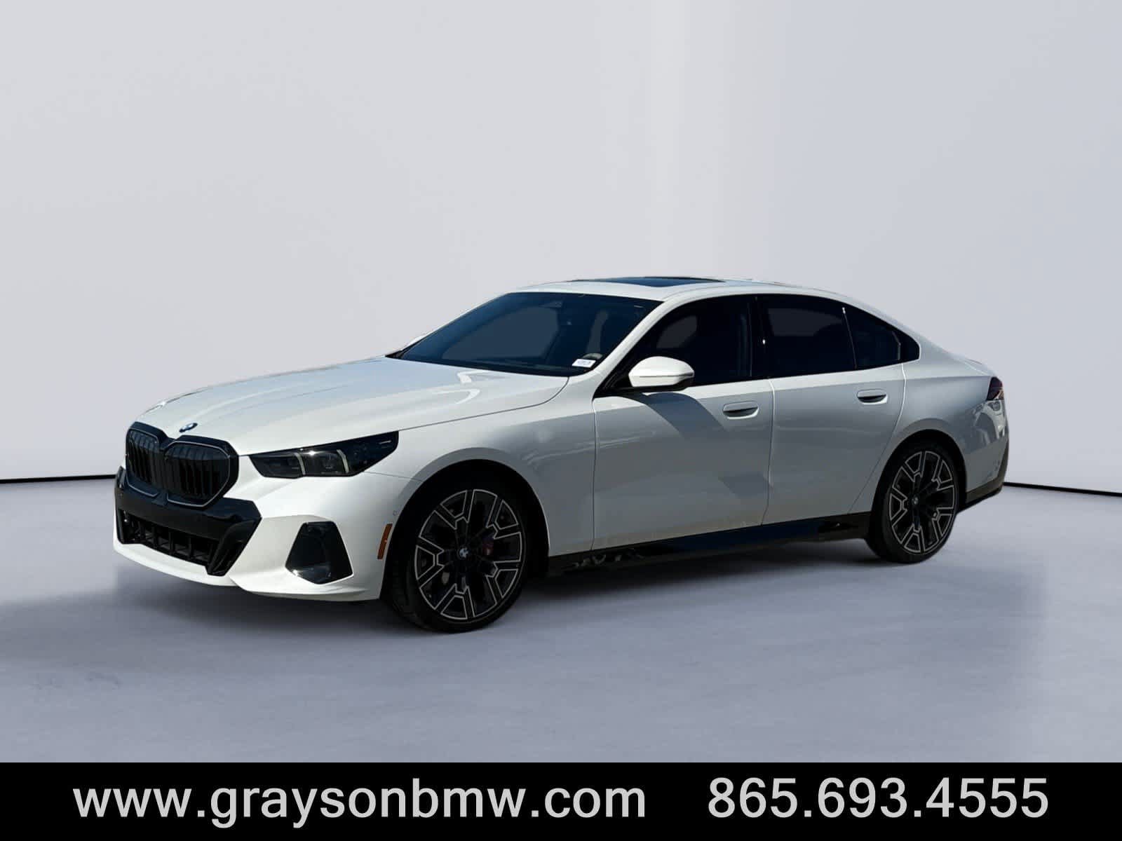 Used 2024 BMW 530i xDrive w/ M Sport Package AWD/4WD image 7
