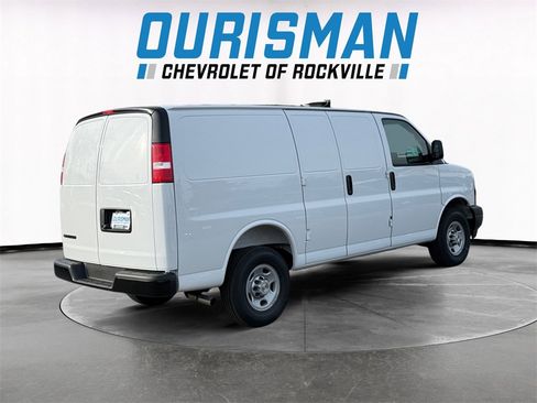 New 2025 Chevrolet Express 2500 image 6