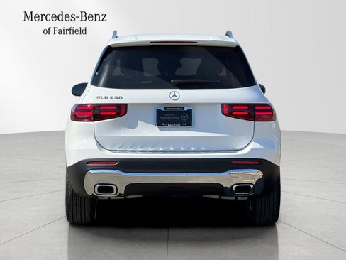 New 2026 Mercedes-Benz GLB 250 image 7