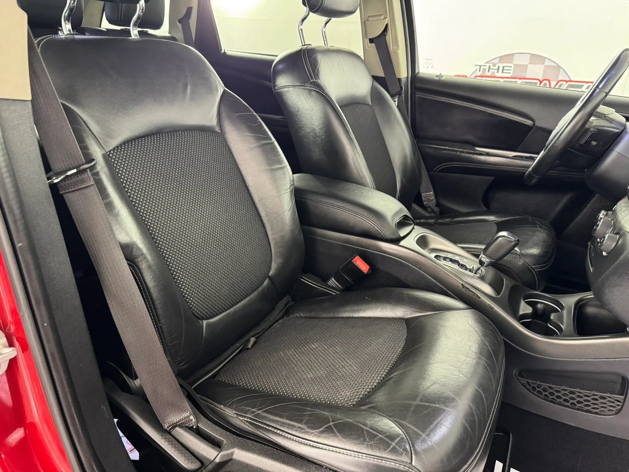Used 2017 Dodge Journey Crossroad AWD/4WD image 32