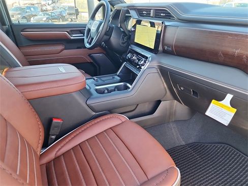 New 2026 GMC Sierra 3500 Denali Ultimate image 20