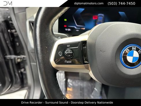 Used 2024 BMW iX xDrive50 w/ Convenience Package image 30