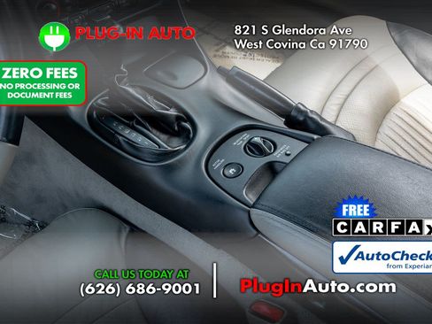Used 2003 Chevrolet Corvette Coupe w/ Preferred Equipment Group RWD image 18