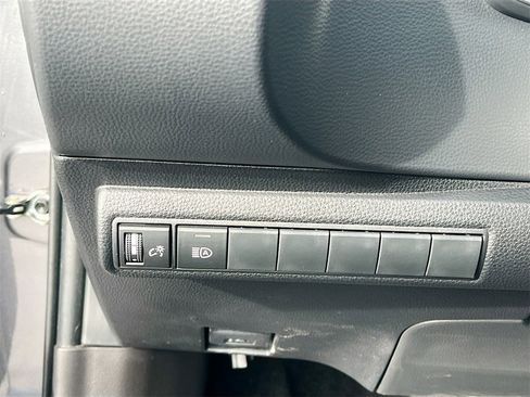 Used 2022 Toyota Corolla SE image 10