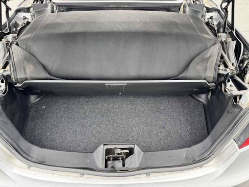 Used 2011 Chrysler 200 Touring FWD image 26