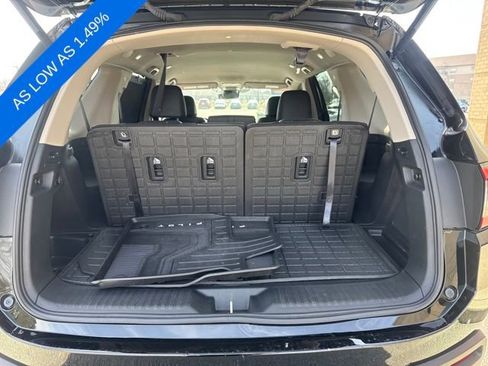 Certified 2025 Honda Pilot EX-L image 17