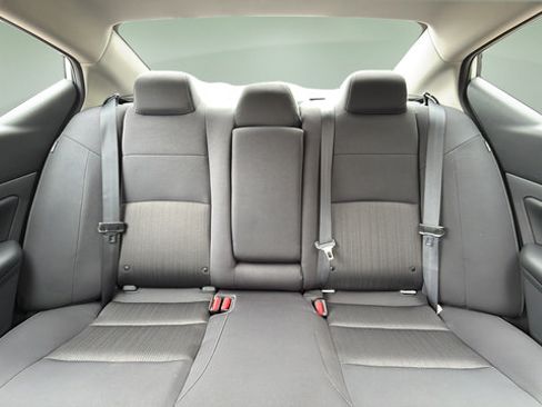 Certified 2025 Nissan Altima 2.5 S FWD image 12