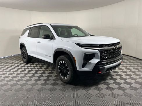 New 2026 Chevrolet Traverse Z71 w/ Driver Confidence Package AWD/4WD image 6