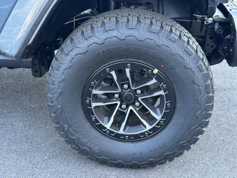 New 2026 Jeep Wrangler Unlimited Rubicon image 12