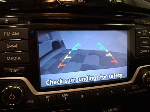 Used 2015 Nissan Juke SV AWD/4WD image 24