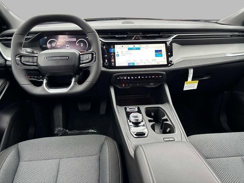 New 2026 Jeep Cherokee Laredo AWD/4WD image 4