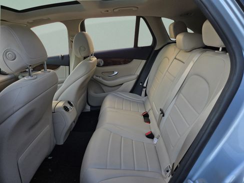 Used 2016 Mercedes-Benz GLC 300 4MATIC image 21