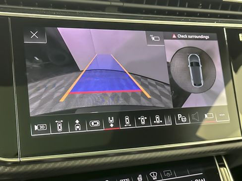 New 2026 Audi SQ8 Prestige image 19