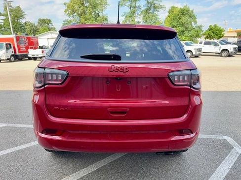 Used 2022 Jeep Compass Limited AWD/4WD image 5