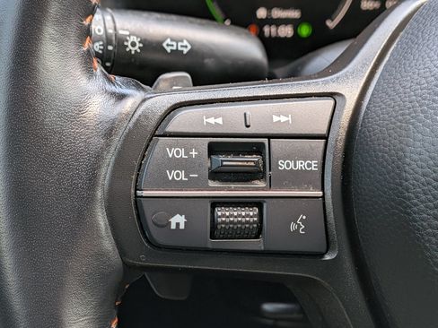 Used 2025 Honda CR-V Sport image 18