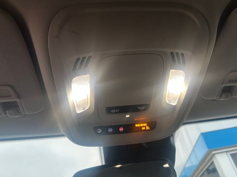 Used 2022 Buick Envision Preferred image 30