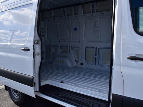 New 2025 Mercedes-Benz Sprinter 2500 image 30