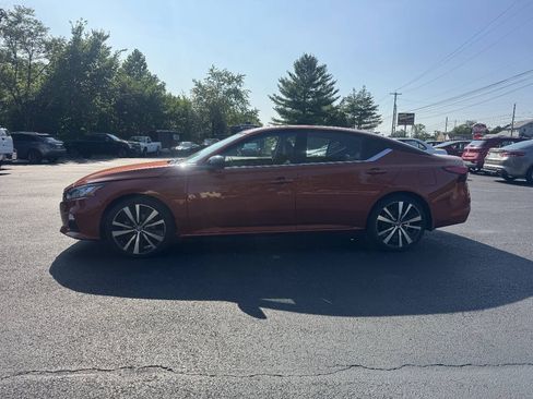 Used 2022 Nissan Altima 2.5 SR FWD image 7