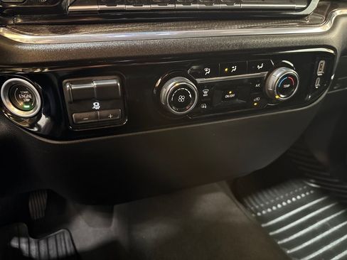 Certified 2024 Chevrolet Silverado 2500 LT AWD/4WD image 12