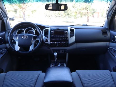 Used 2012 Toyota Tacoma 4x4 Access Cab V6 w/ TRD Off-Road Pkg image 16