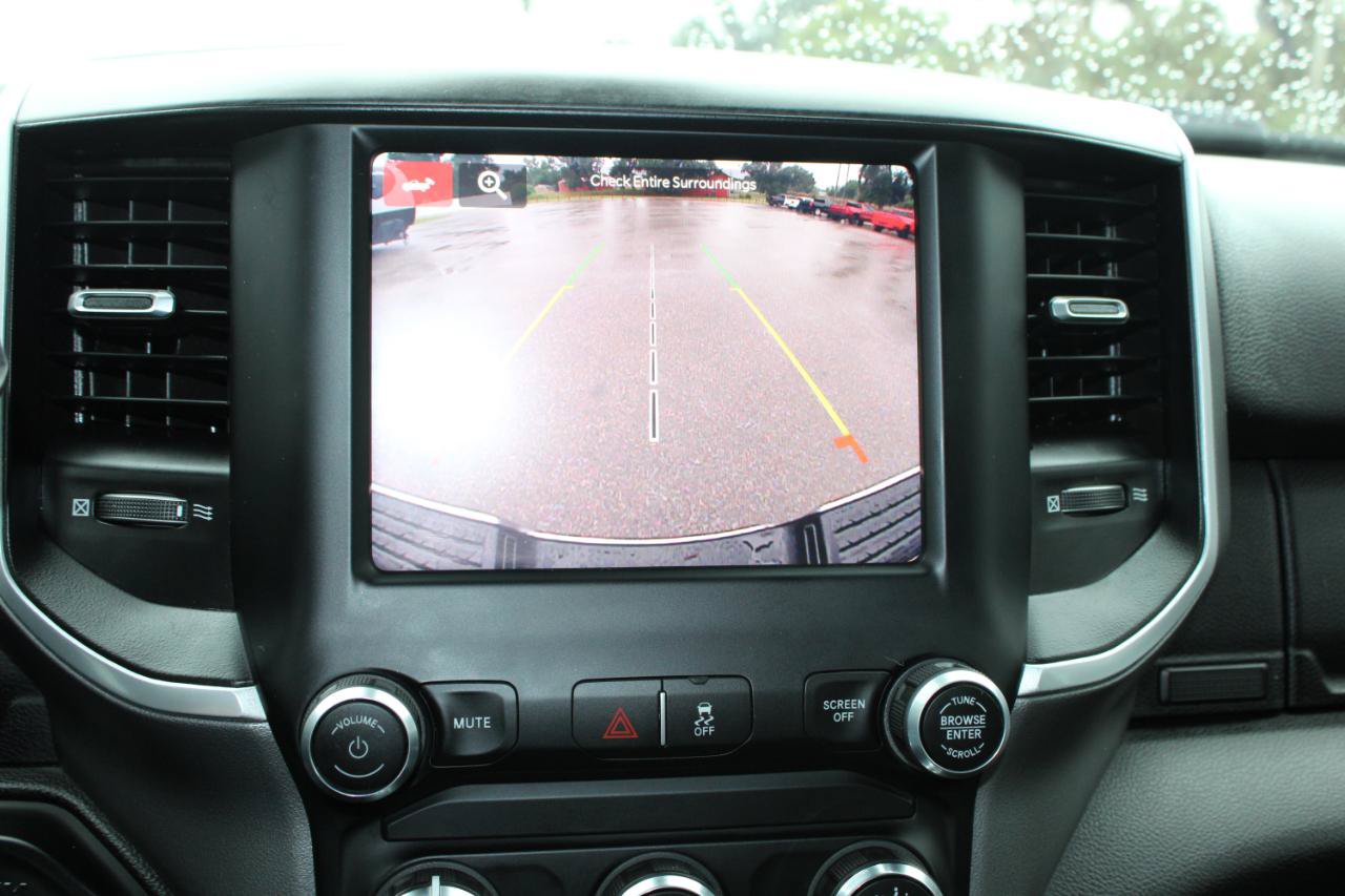 Used 2024 RAM 2500 Big Horn AWD/4WD image 24