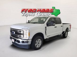 Used 2025 Ford F250 XLT w/ FX4 Off-Road Package AWD/4WD video 1