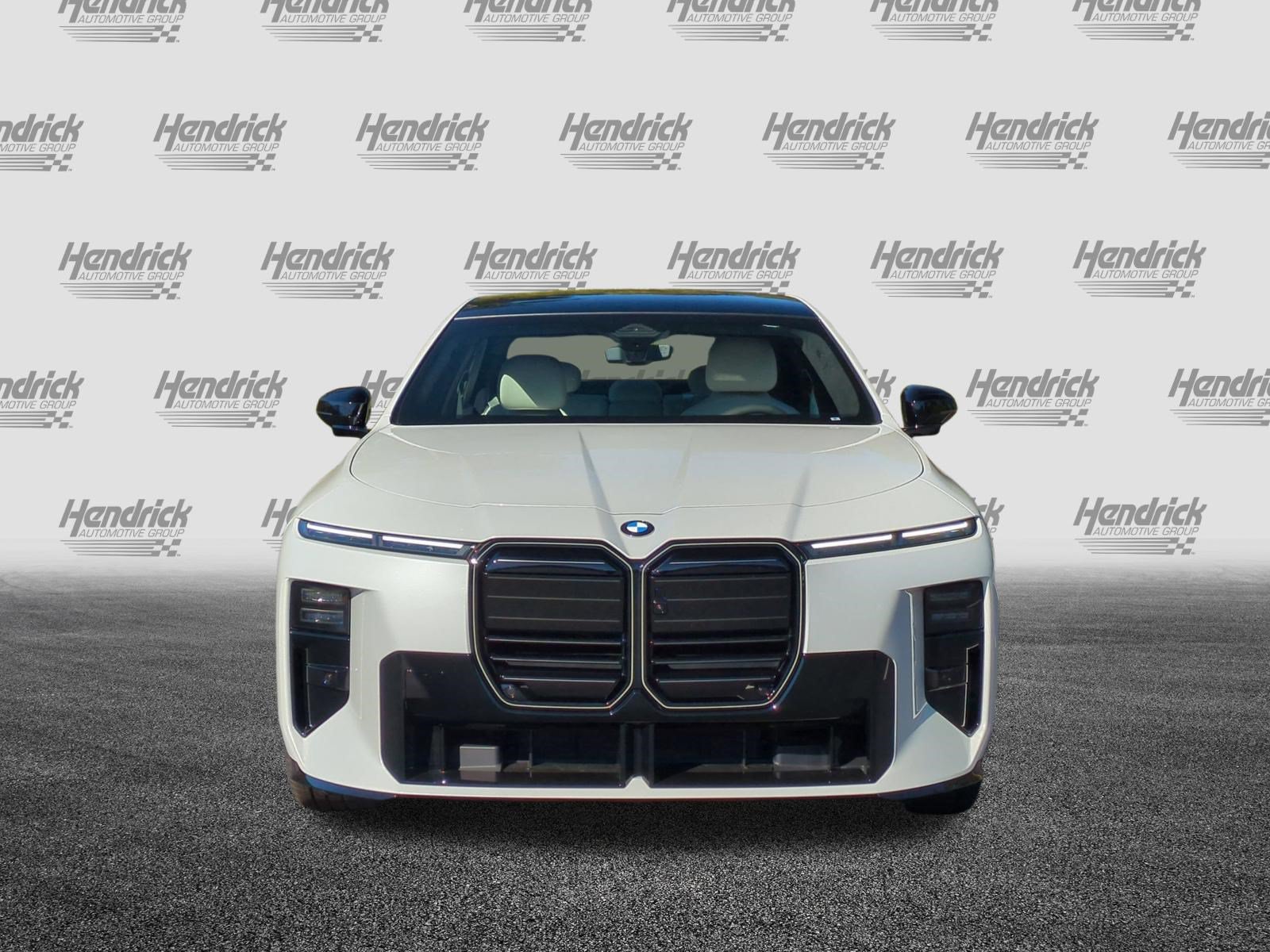 New 2027 BMW 740i w/ Executive Package RWD image 3