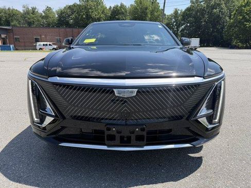 Used 2025 Cadillac Lyriq Luxury AWD/4WD image 56