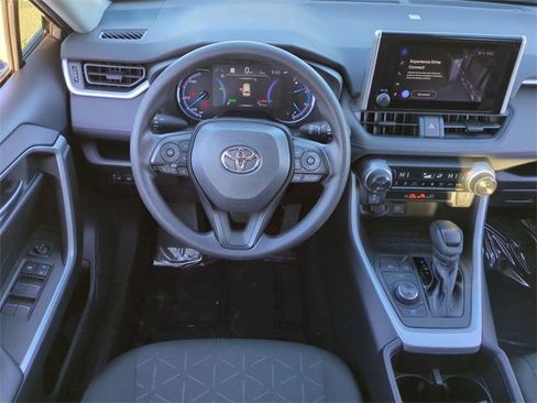 Used 2024 Toyota RAV4 XLE image 17