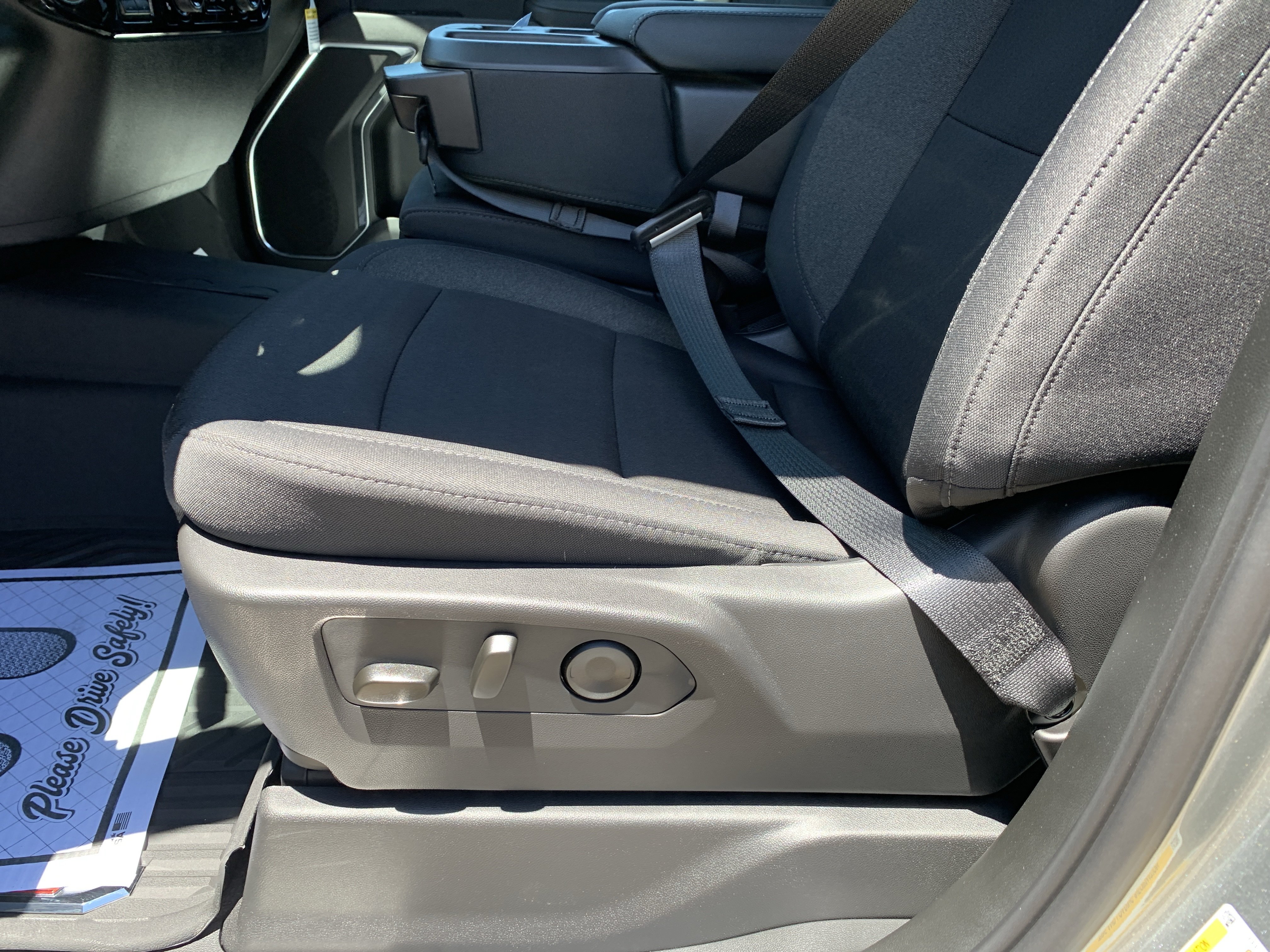 New 2026 Chevrolet Silverado 1500 RST AWD/4WD image 11