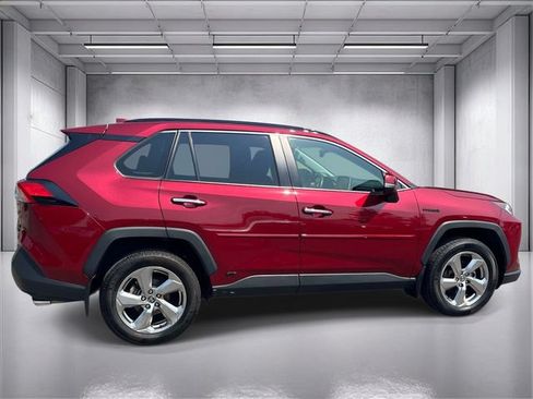 Used 2020 Toyota RAV4 Limited AWD/4WD image 2