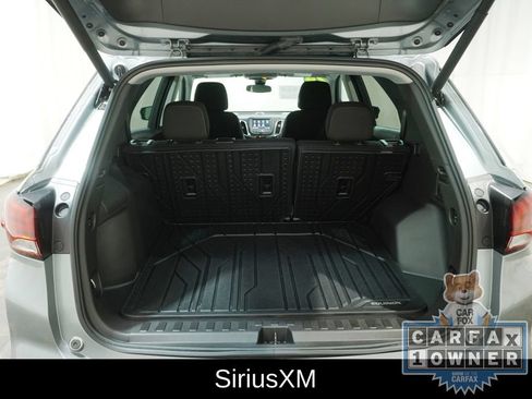 Used 2024 Chevrolet Equinox LT w/ LPO, Floor Liner Package FWD image 8