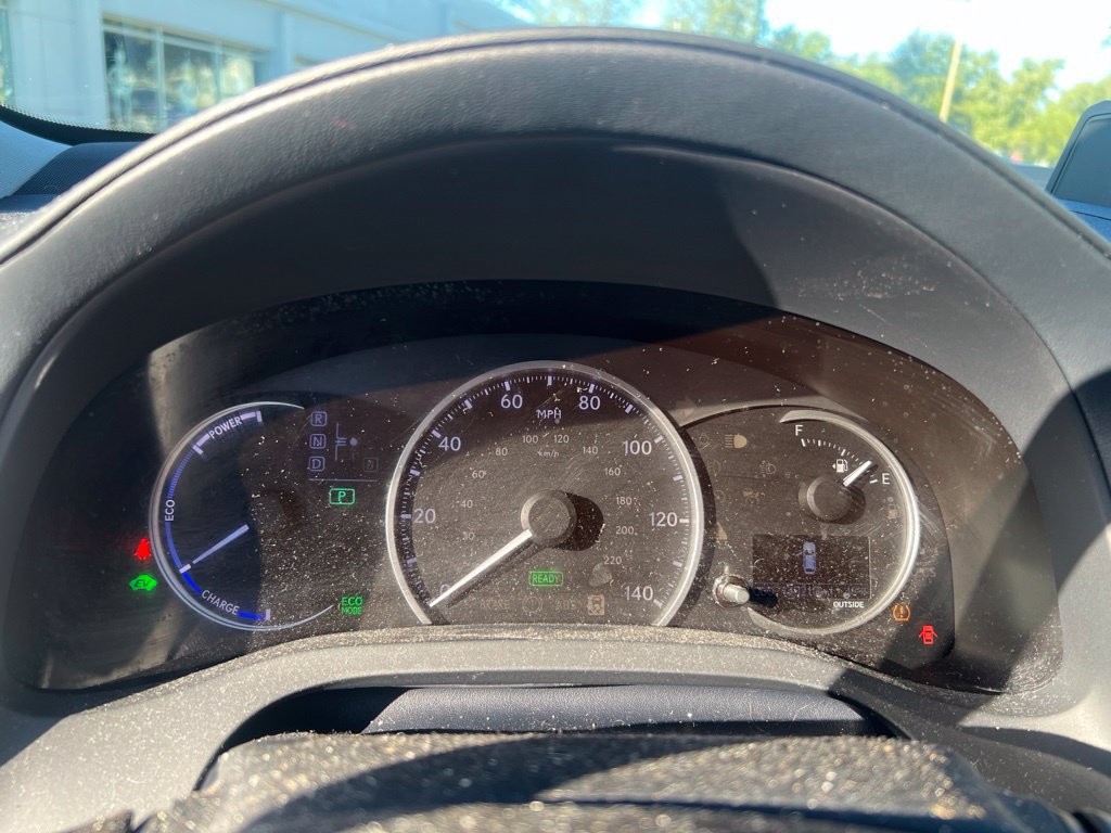 Used 2013 Lexus CT 200h w/ Premium Pkg w/Navigation FWD image 13