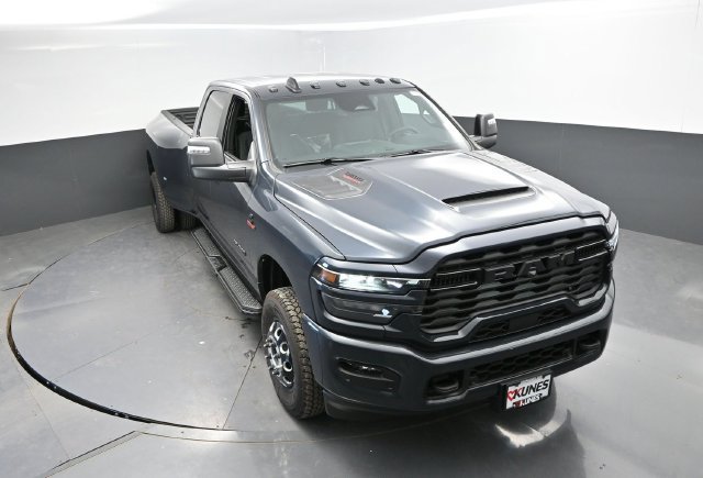 New 2027 RAM 3500 Big Horn AWD/4WD image 35