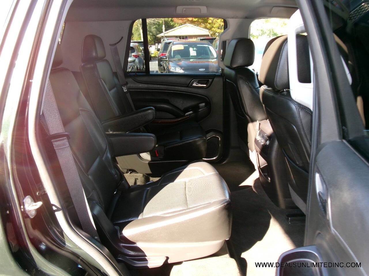 Used 2016 GMC Yukon SLT AWD/4WD image 30