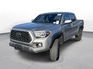 Used 2021 Toyota Tacoma TRD Off-Road w/ Technology Package video 2