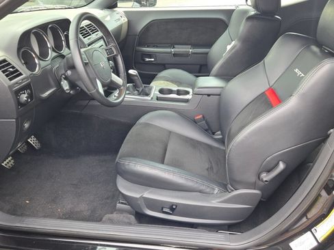 Used 2009 Dodge Challenger SRT8 RWD image 24
