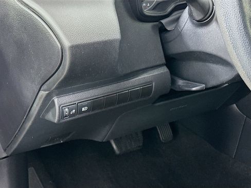 Used 2023 Toyota Corolla LE image 10