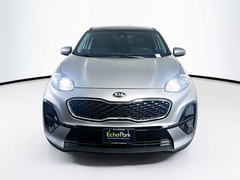 Used 2021 Kia Sportage LX FWD image 2