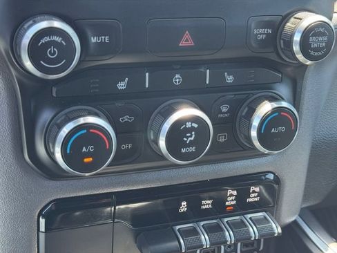 Used 2023 RAM 1500 Big Horn AWD/4WD image 22